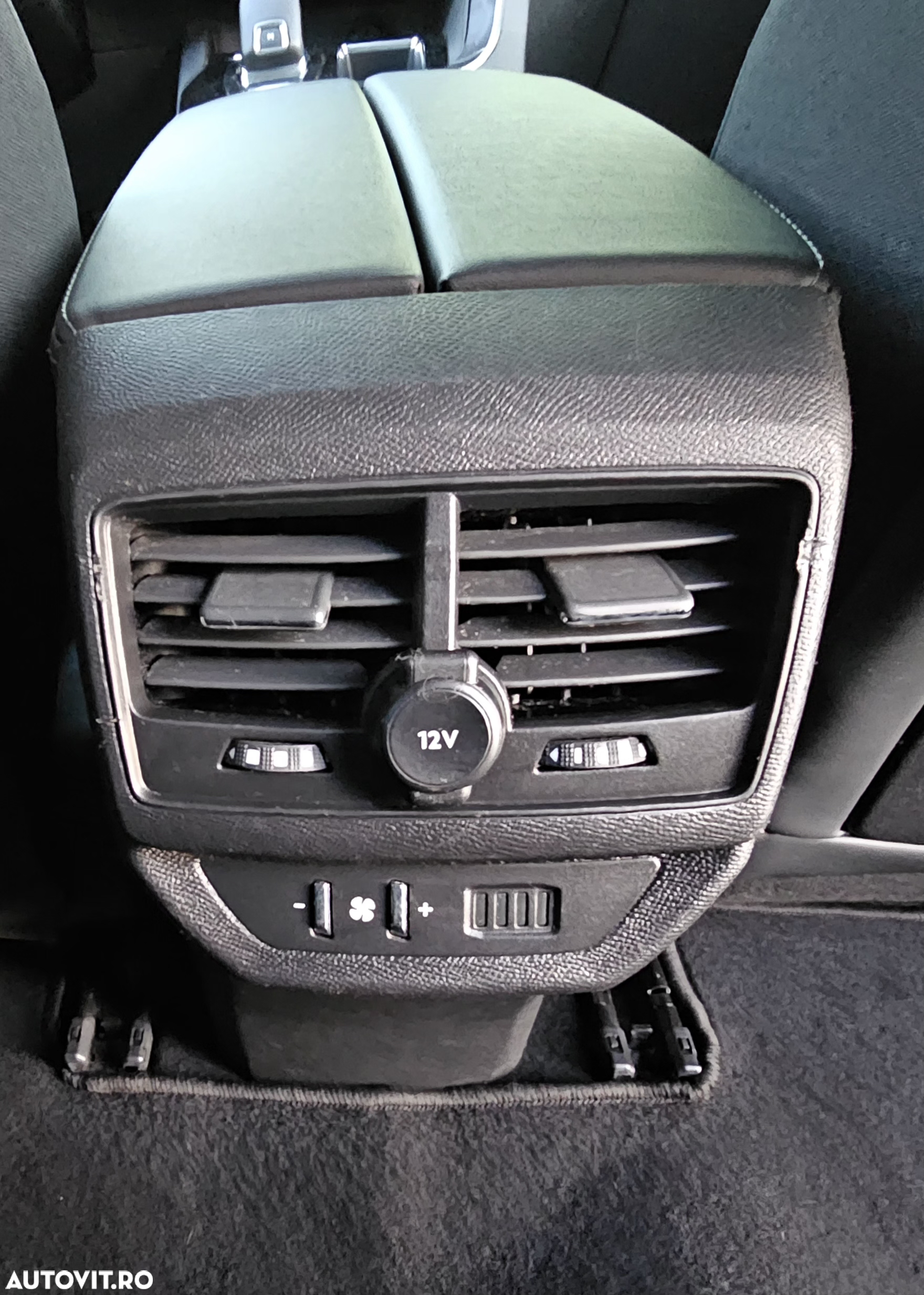 Peugeot 5008 PureTech 130 EAT8 Stop & Start Allure Pack - 24
