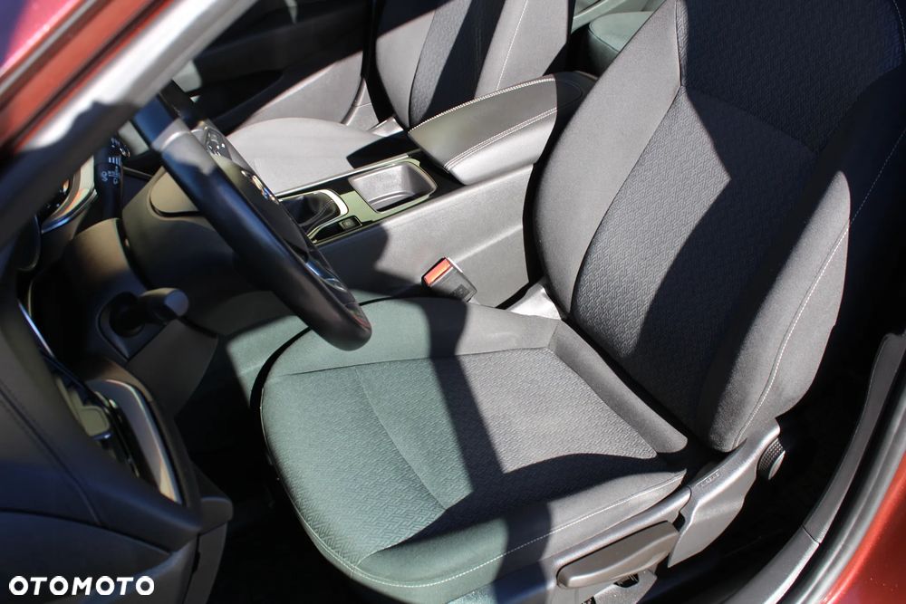 Opel Insignia - 16