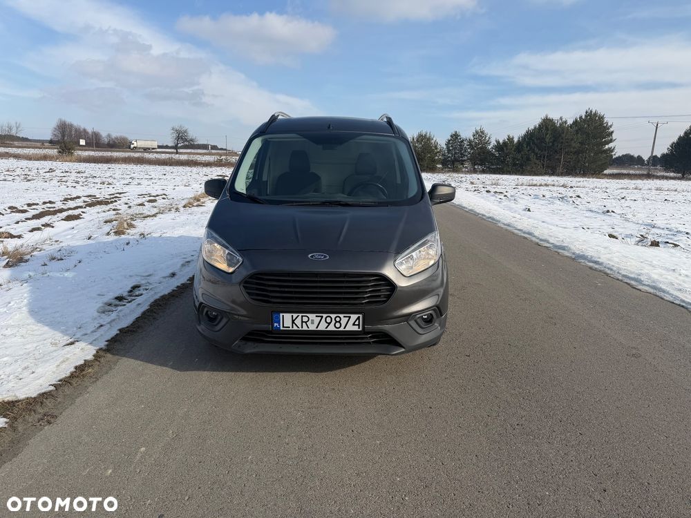 Ford Transit courier - 2