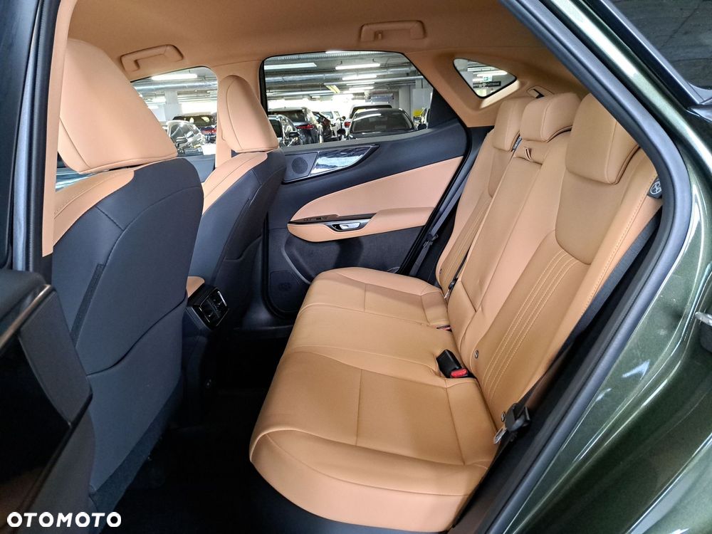 Lexus NX 350h Prestige AWD - 13