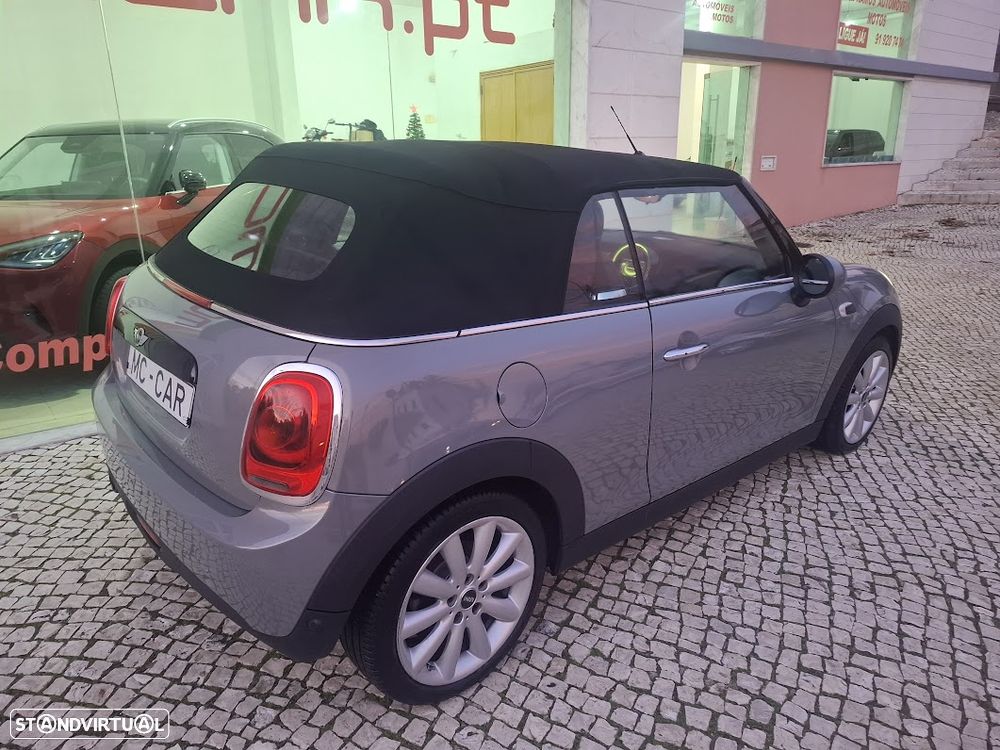 MINI Cabrio Cooper Essential - 57
