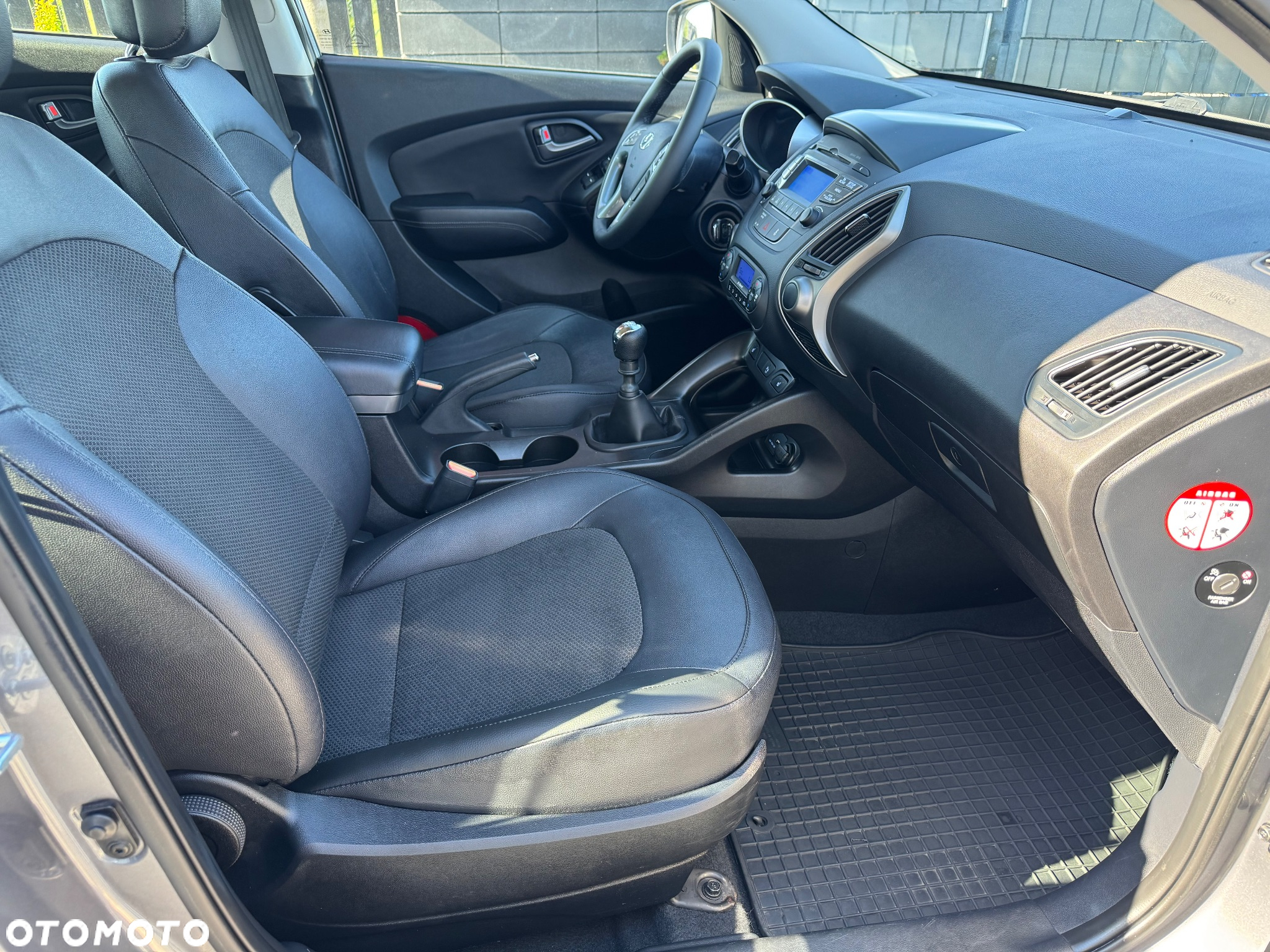 Hyundai ix35 1.7 CRDi 2WD Fifa World Cup Edition - 25