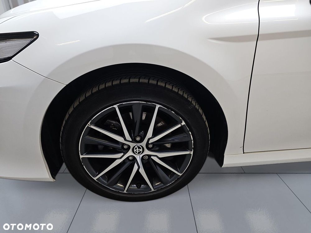 Toyota Camry 2.5 Hybrid Prestige CVT - 32