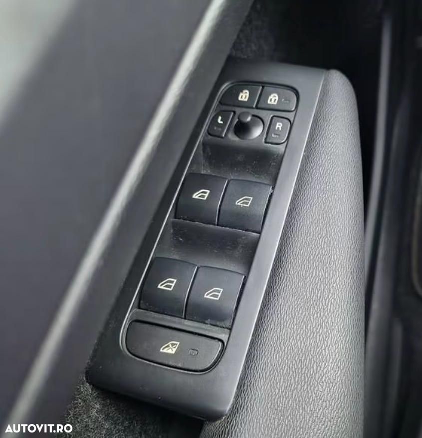 Volvo XC 40 - 9