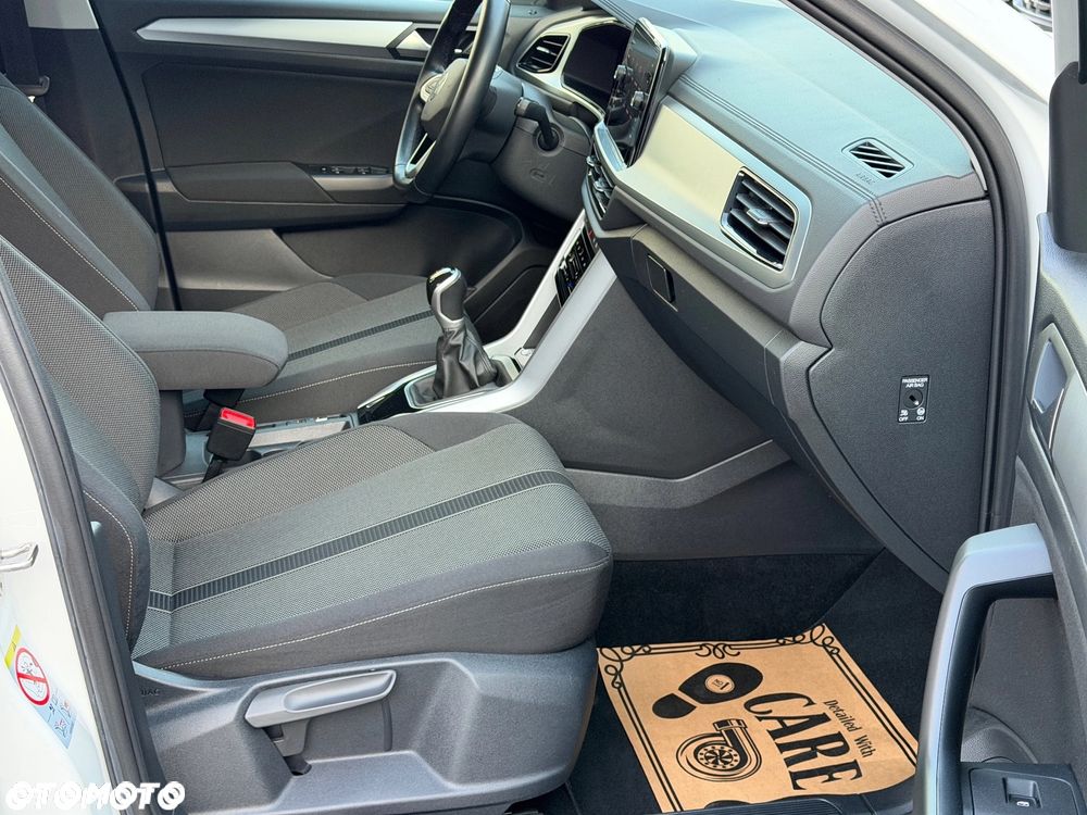 Volkswagen T-Roc - 34