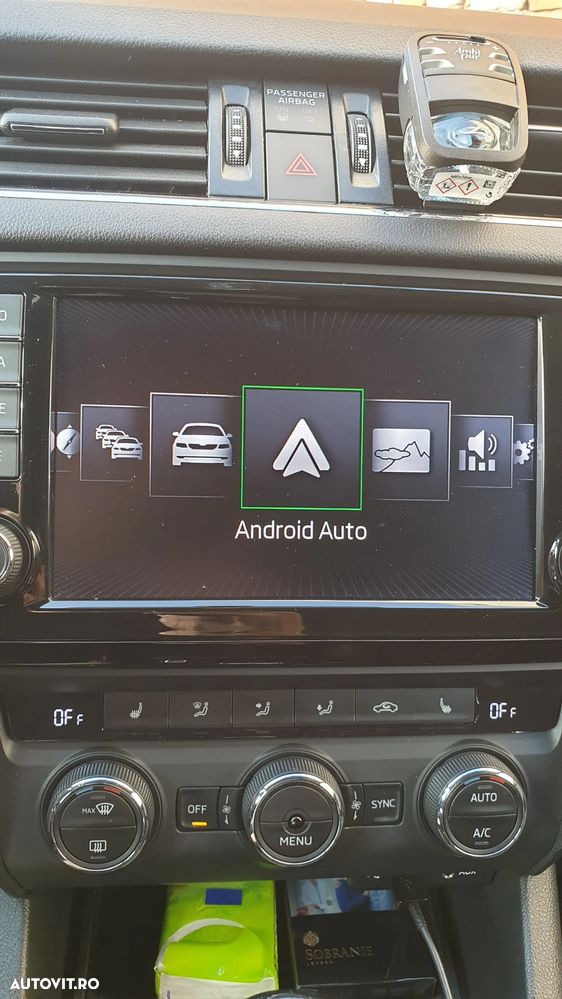 Skoda Octavia 2.0 TDI DSG RS - 14