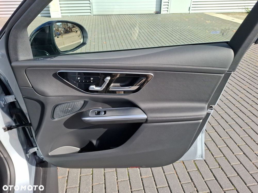 Mercedes-Benz GLC 220 d mHEV 4-Matic AMG Line - 18