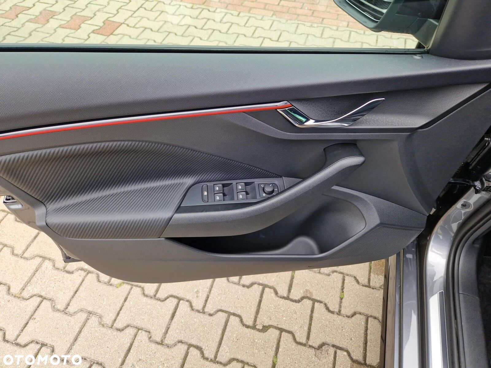 Skoda Kamiq 1.0 TSI Monte Carlo DSG - 10