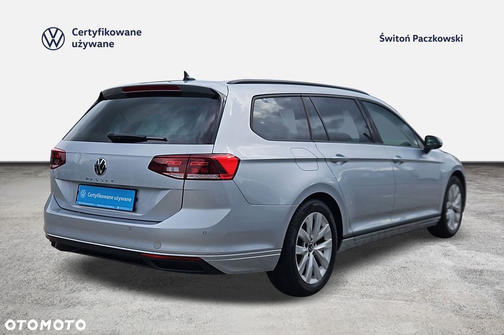 Volkswagen Passat - 5