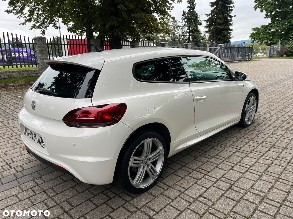 Volkswagen Scirocco 2.0 TDI DSG Million - 4