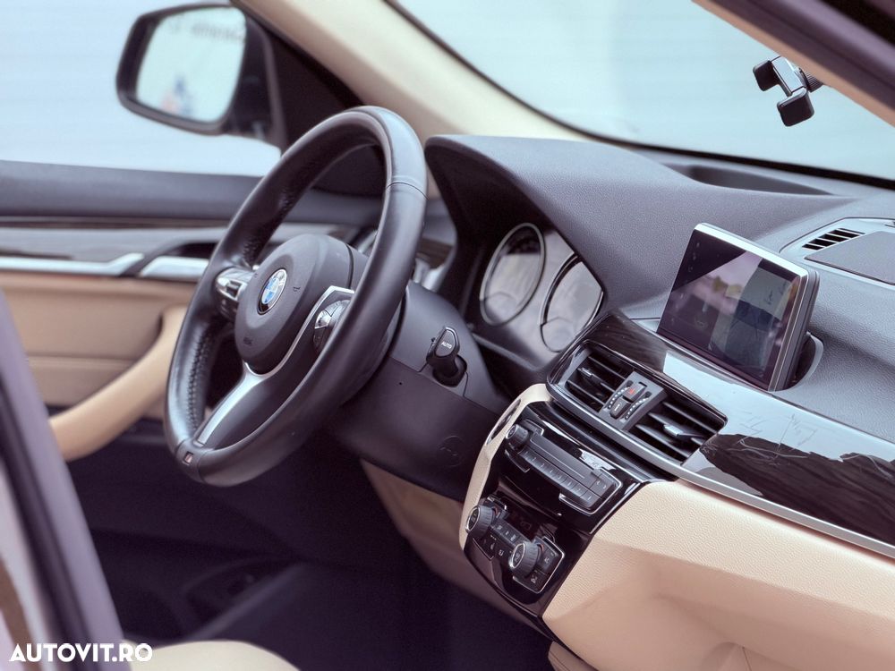 BMW X1 sDrive20i Aut. Sport Line - 33