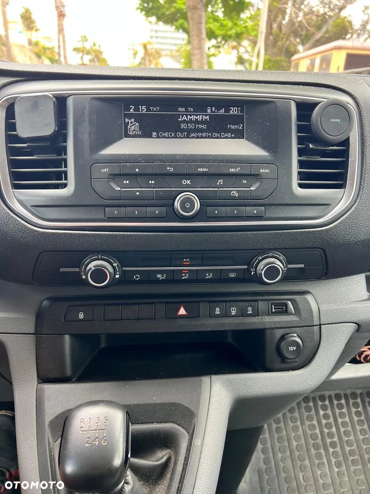 Peugeot Expert Kombi 1.5 BlueHDi Compact 2,7t - 9