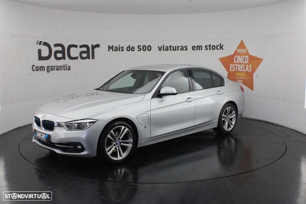 BMW 330 e iPerformance Line Sport — fotografia 3