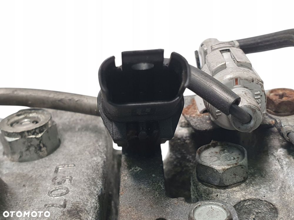 SPRĘŻARKA KLIMATYZACJI BMW E87 E88 E90 E91 E83 X3 2.0 D N47D20 447260-1851 - 4