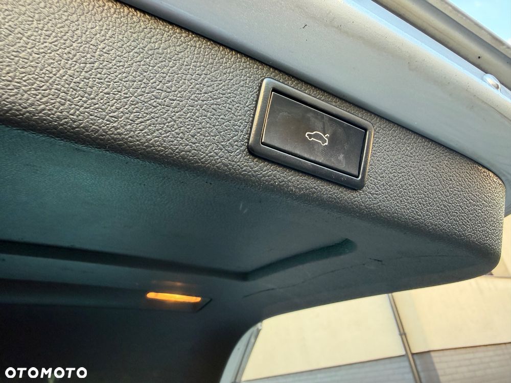 Skoda Superb 1.6 TDI Active DSG - 6