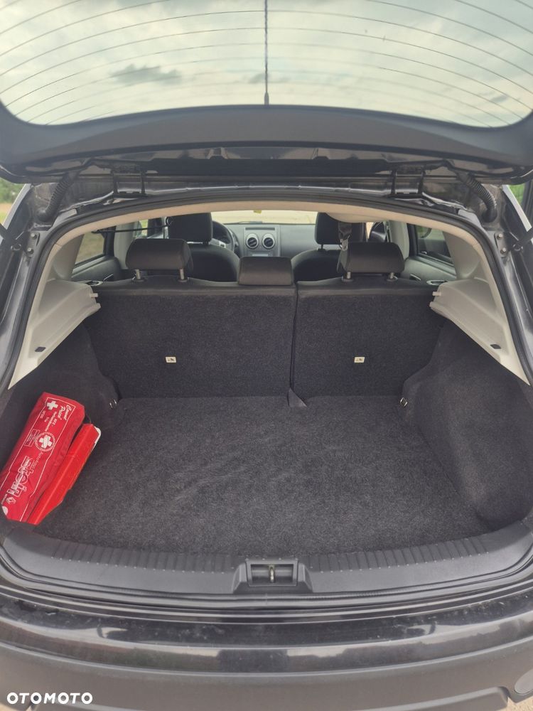 Nissan Qashqai 1.5 dCi DPF I-Way - 10