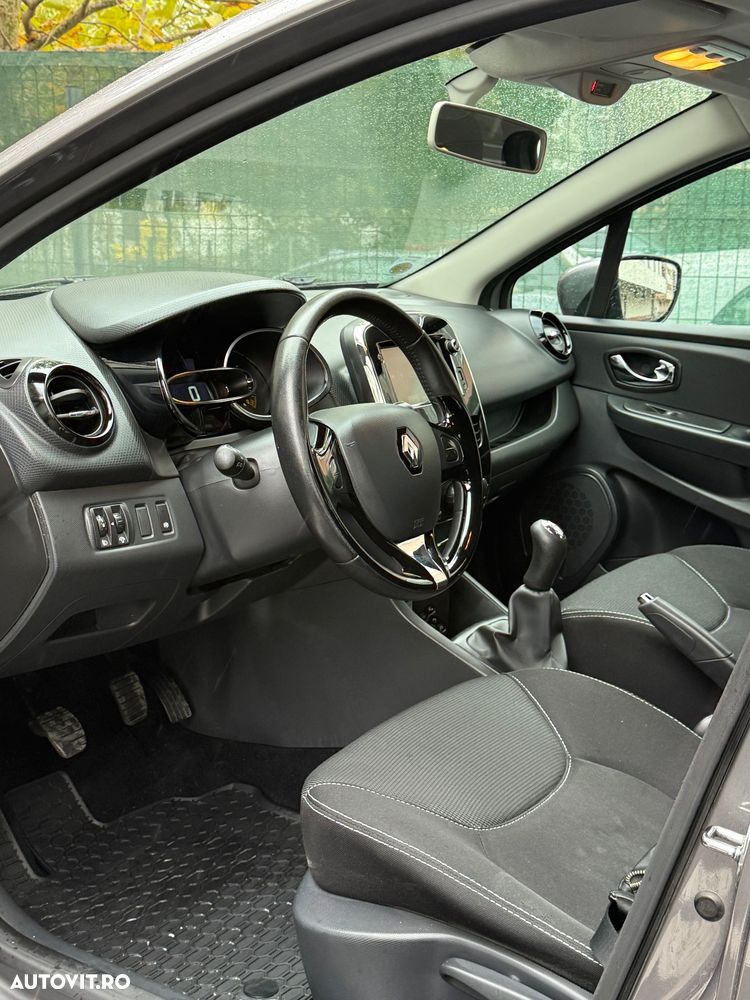 Renault Clio Estate 0.9 TCe Expression - 12