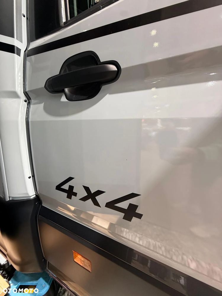 Dethleffs Globebus Performance T16 4x4 4Motion - 10