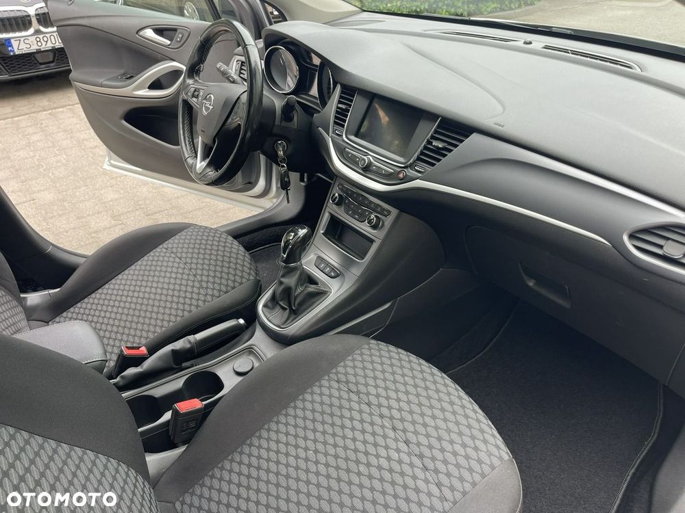 Opel Astra - 28