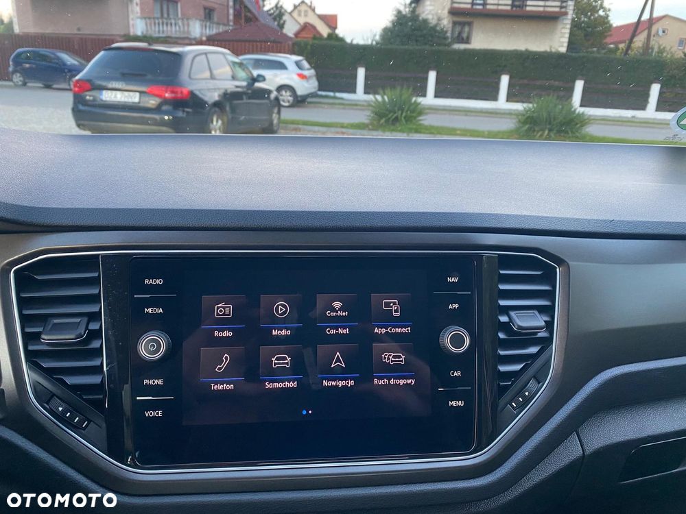 Volkswagen T-Roc - 36