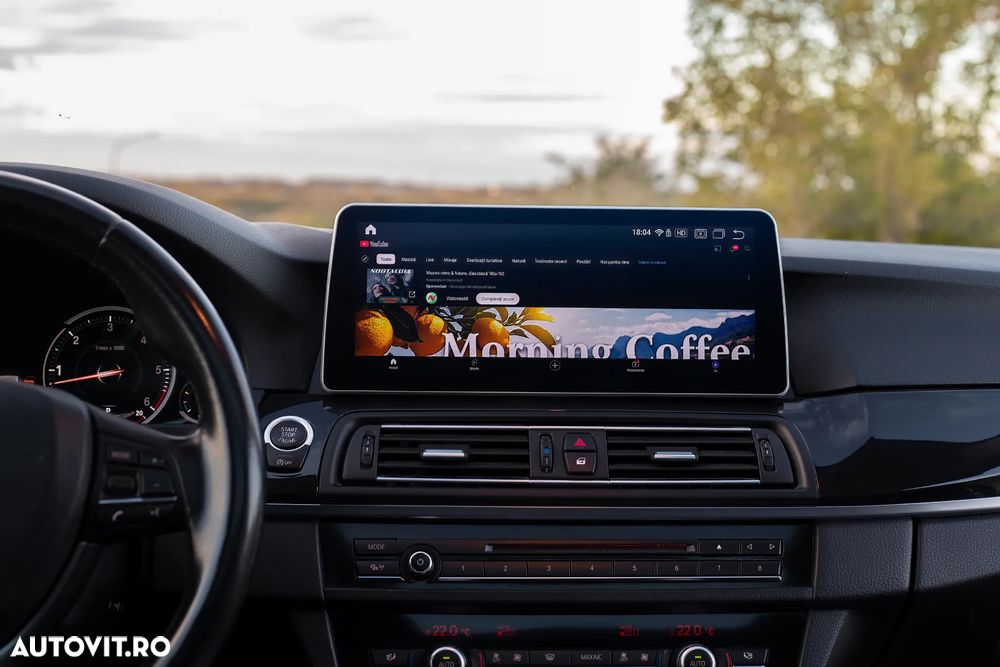 BMW Seria 5 530d xDrive Touring Aut. - 9