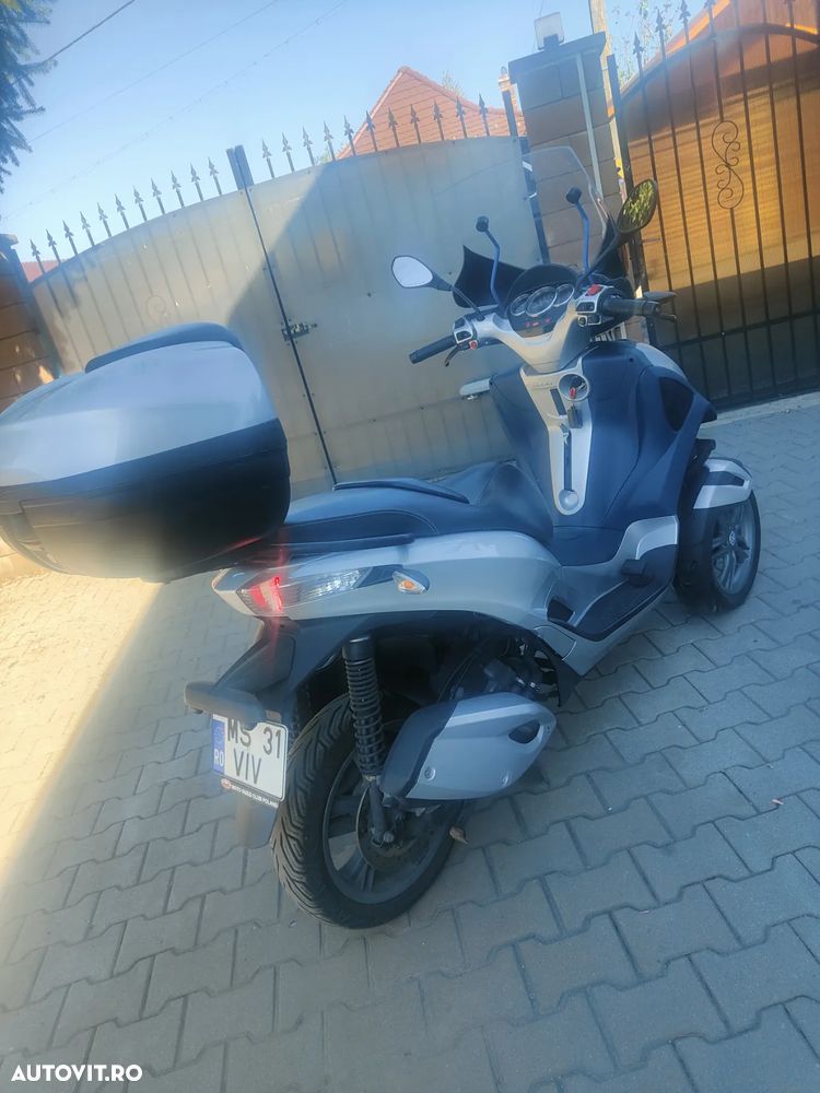 Piaggio MP3 300 HPE - 2