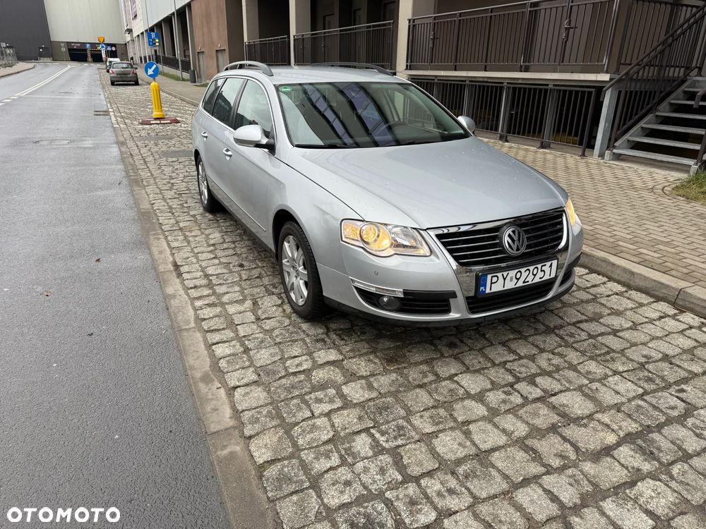 Volkswagen Passat 1.4 TSI DSG Comfortline - 1