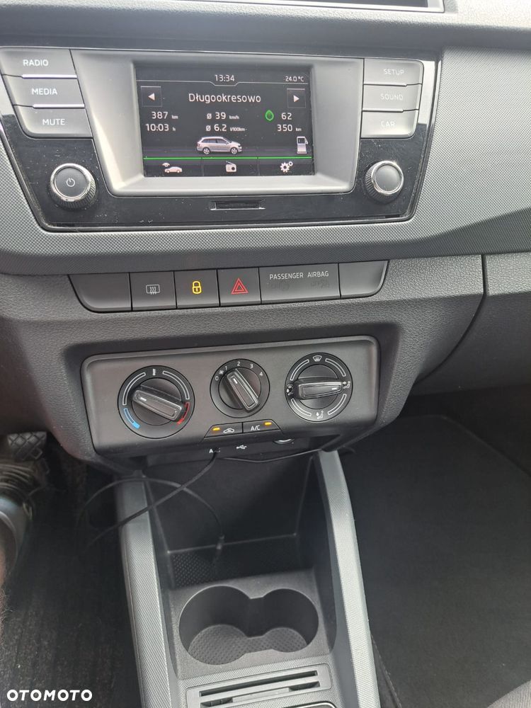 Skoda Fabia 1.0 MPI Cool Plus - 24