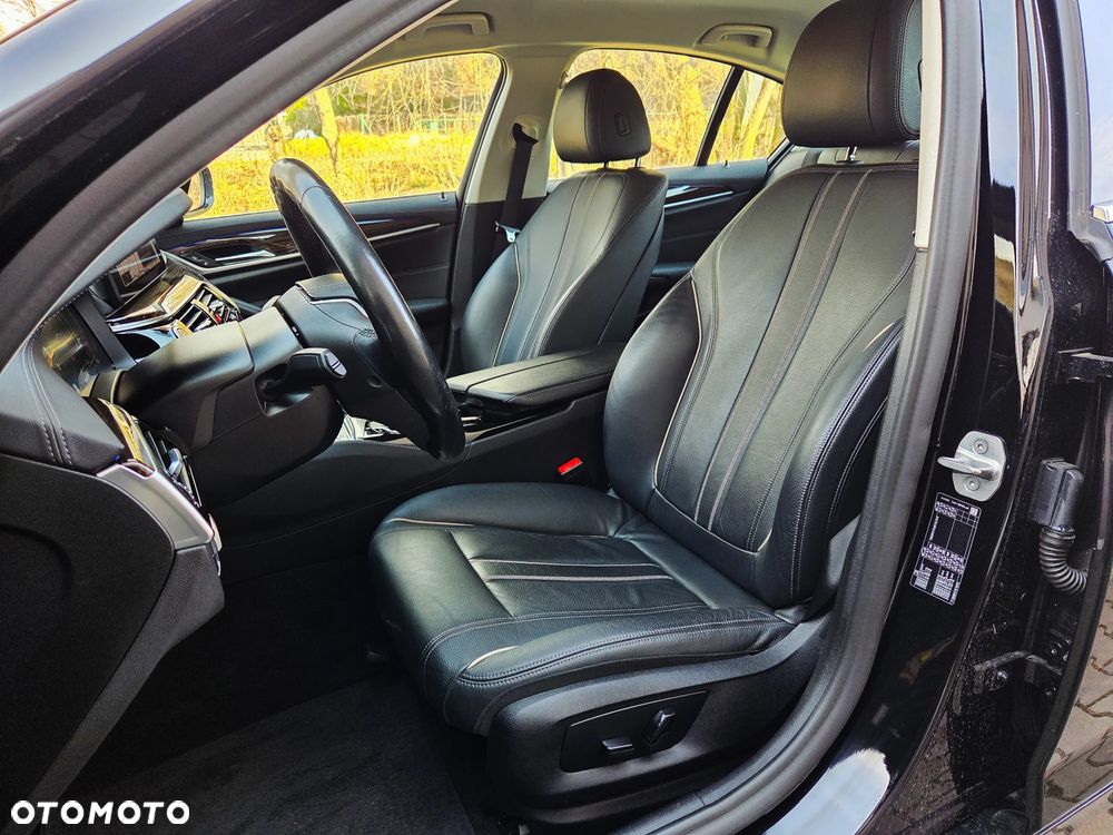 BMW Seria 5 520i Luxury Line sport - 7