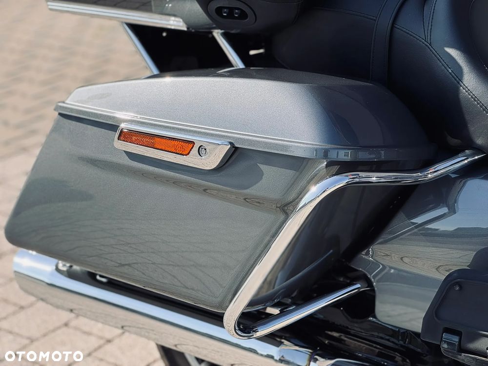 Harley-Davidson Touring Ultra Limited - 9