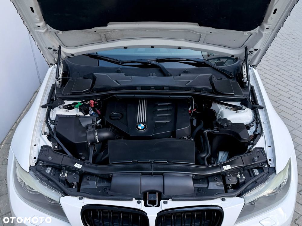 BMW Seria 3 318d Sport Line - 5
