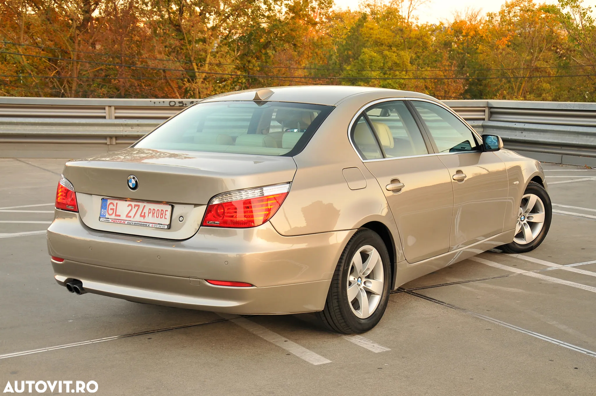 BMW Seria 5 523i Aut. - 10