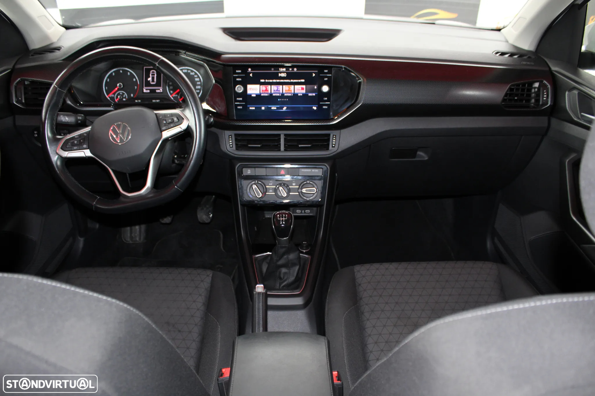 VW T-Cross 1.0 TSI Life - 12