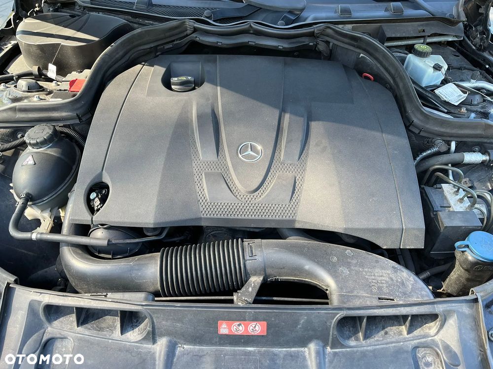 Mercedes-Benz Klasa C 200 CDI DPF Elegance - 10