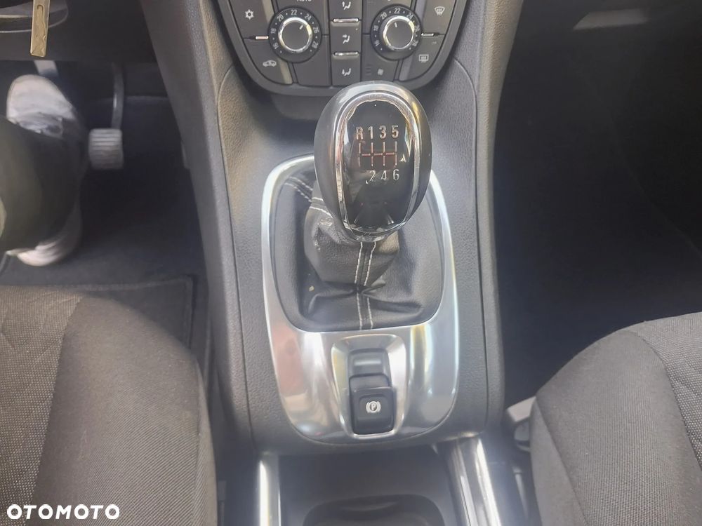 Opel Meriva 1.4 T Cosmo - 24