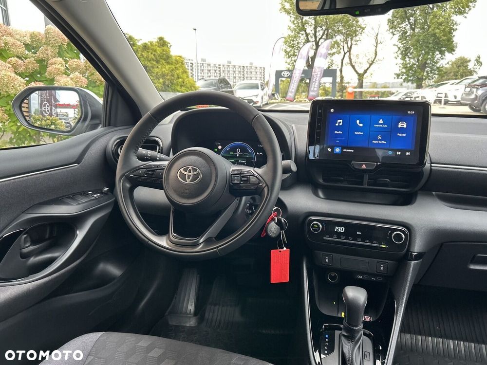 Toyota Yaris Hybrid 1.5 Style - 12