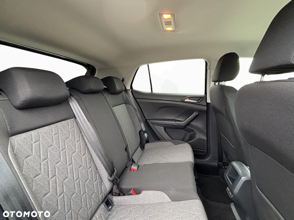 Volkswagen T-Cross - 27
