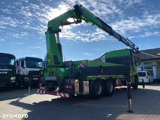 Mercedes-Benz Arocs 2551 6x4 skrzynia / żuraw HMF 4020-k5 /sterowany radiowo/ 2014 r z Niemiec - 10