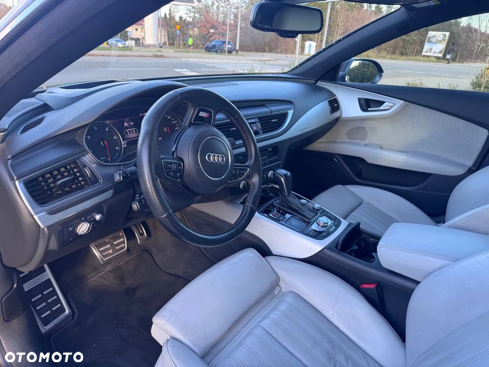 Audi A7 Sportback - 12
