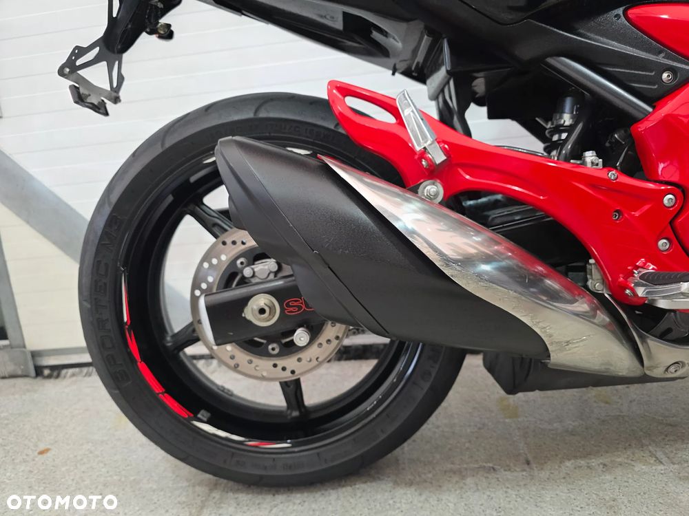 Suzuki Gladius - 18