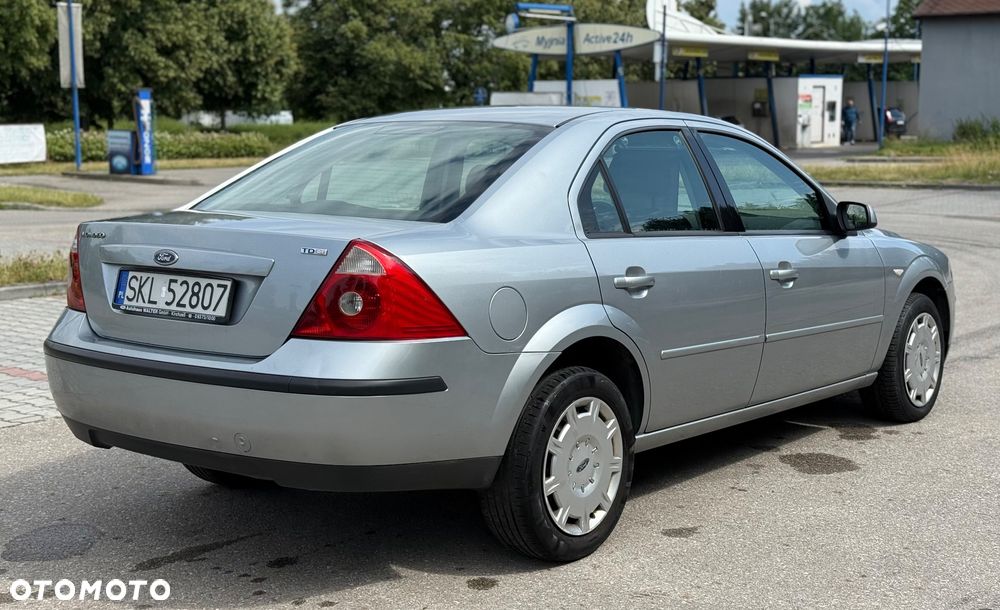 Ford Mondeo - 7