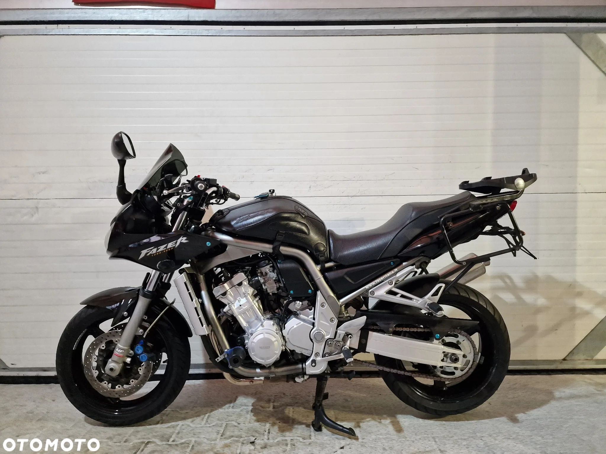 Yamaha FZS - 1