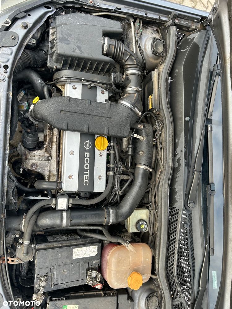 Opel Astra 2.0 T Cosmo - 34