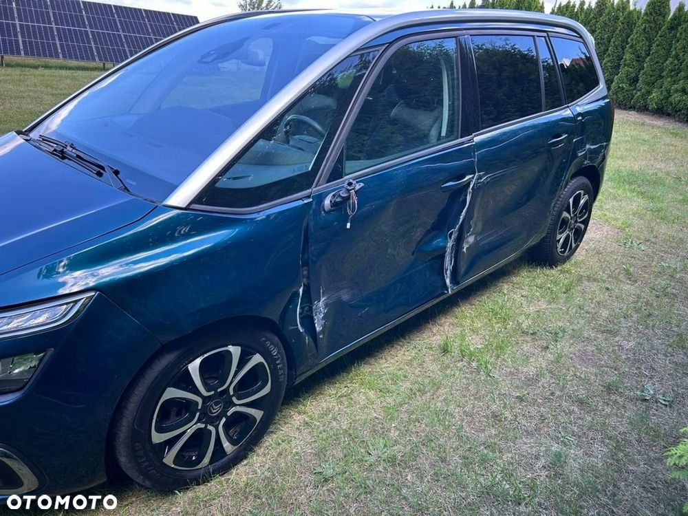 Citroën C4 SpaceTourer PureTech 130 Stop&Start SHINE - 36