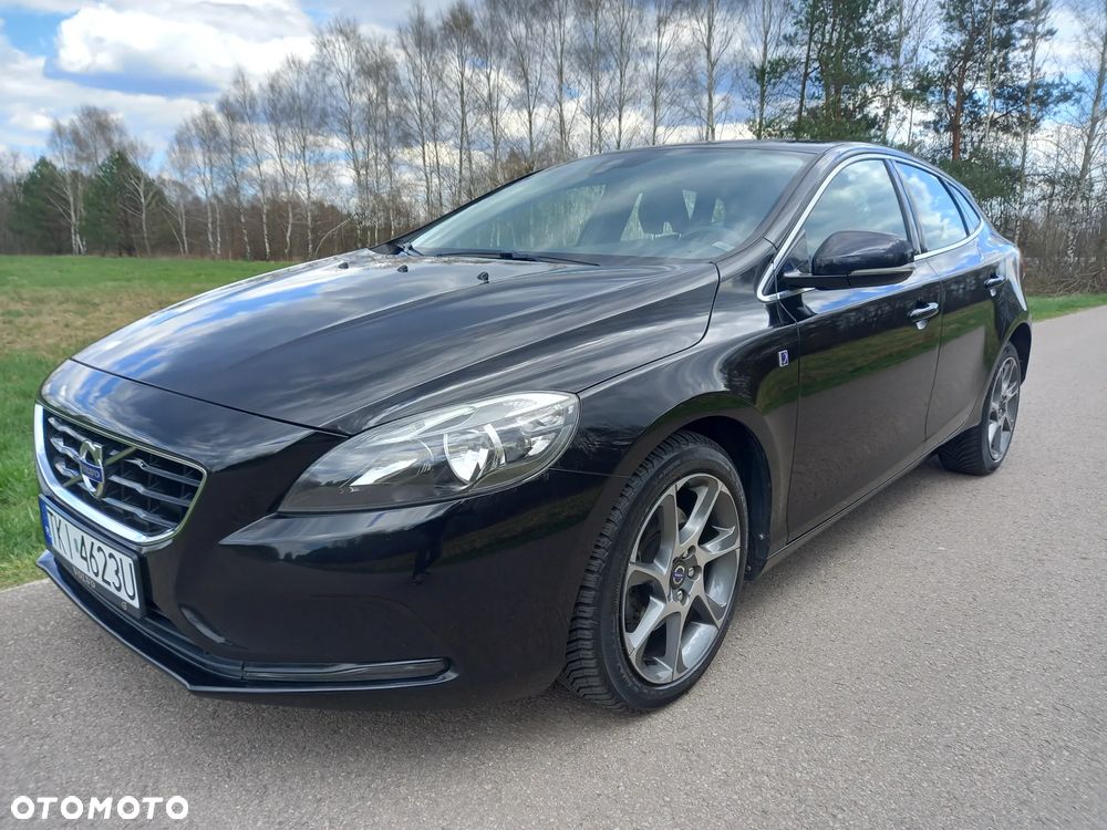 Volvo V40 D2 Ocean Race - 1