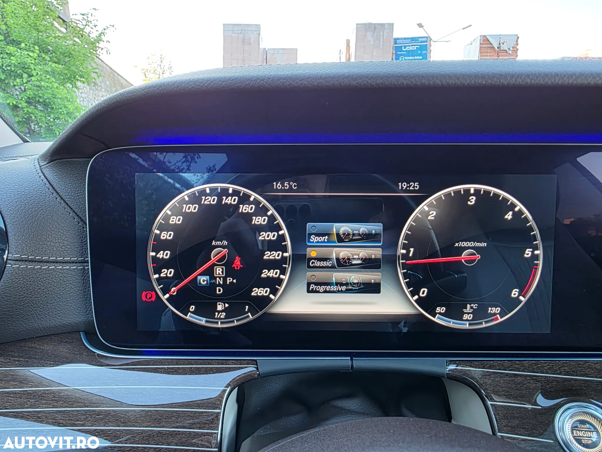 Mercedes-Benz E - 10