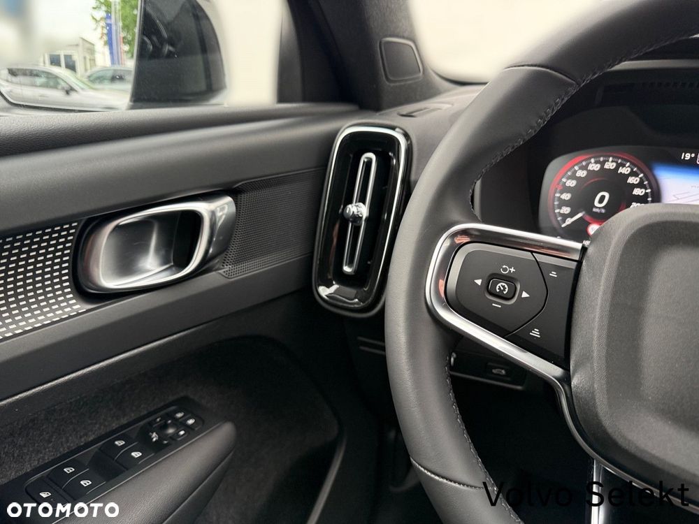 Volvo XC 40 - 17