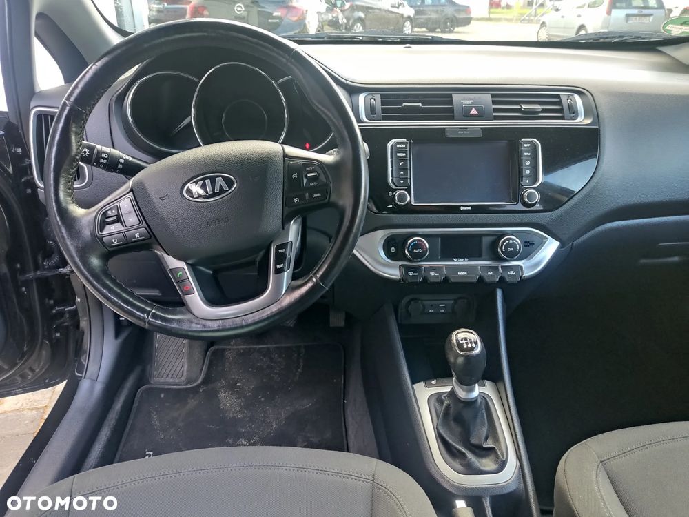 Kia Rio - 22