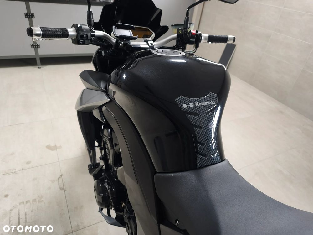 Kawasaki Z - 9