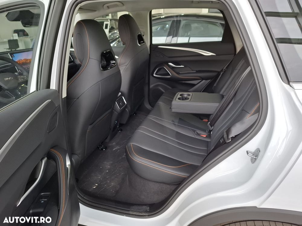Byd Sealion 5 DM-i PHEV Comfort - 11